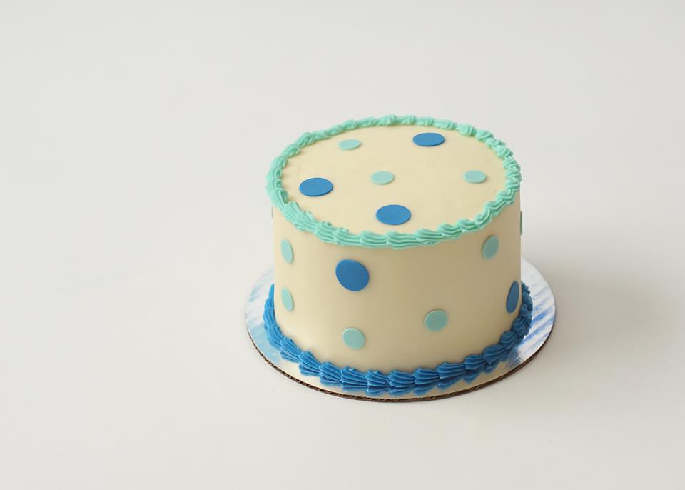 smash cake blue